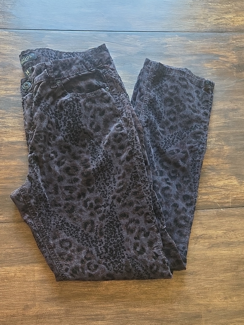 Liverpool Women’s Leopard Velvet Pant- Black Tonal Print Size 14